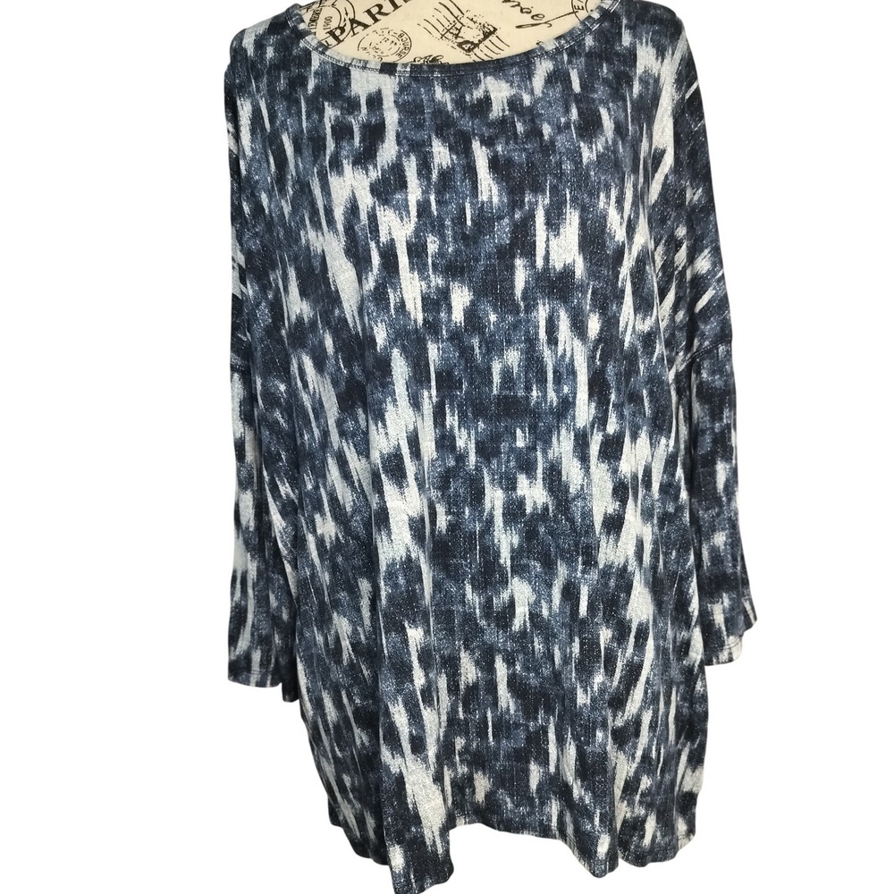 Sunday Women's 2X Blue White Abstract Ikat Print Tunic 3/4 Sleeve Scoop Neck